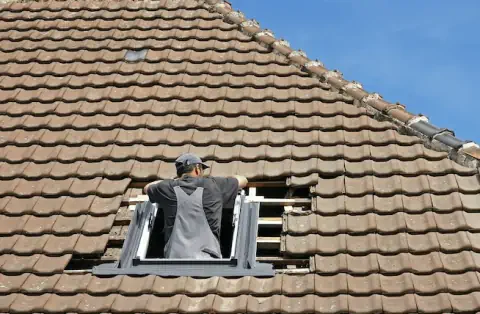 Pose de velux - Saint-Clément-sur-Valsonne